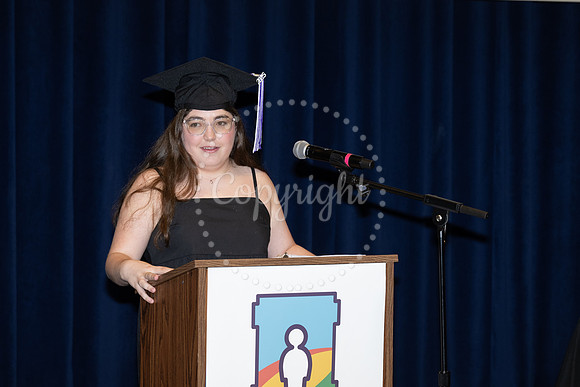 2503GatewayGrad2025-0128