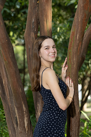 CaitlinHunt-ClaasOf2025-0036