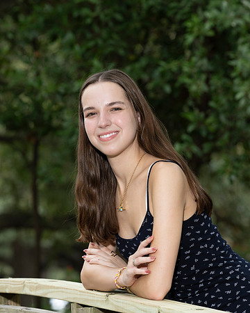 CaitlinHunt-ClaasOf2025-0163