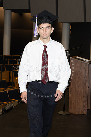 2503GatewayGrad2025-0278