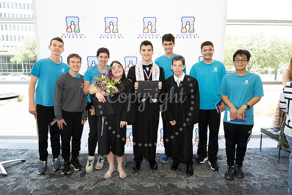 2503GatewayGrad2025-0953