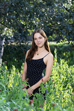 CaitlinHunt-ClaasOf2025-0330