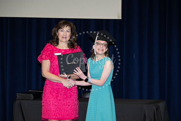 2503GatewayGrad2025-0152