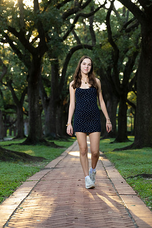 CaitlinHunt-ClaasOf2025-0443