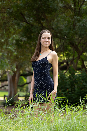 CaitlinHunt-ClaasOf2025-0287