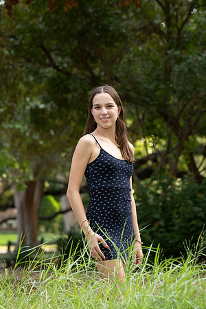 CaitlinHunt-ClaasOf2025-0310
