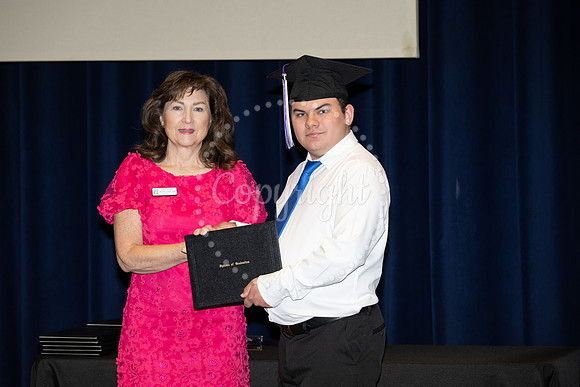 2503GatewayGrad2025-0074