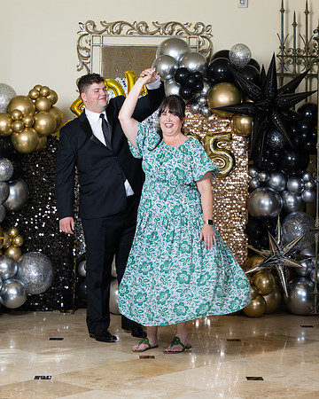 2496-StrakeJesuit-Prom2025-0058