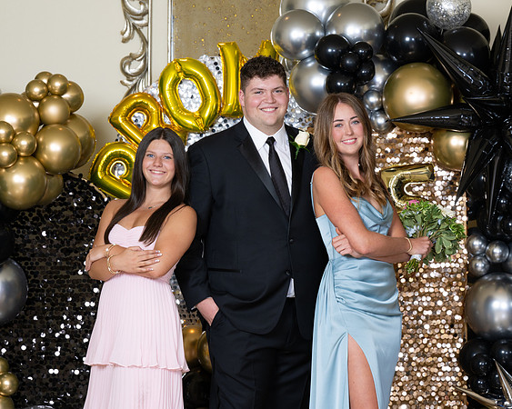 2496-StrakeJesuit-Prom2025-0237