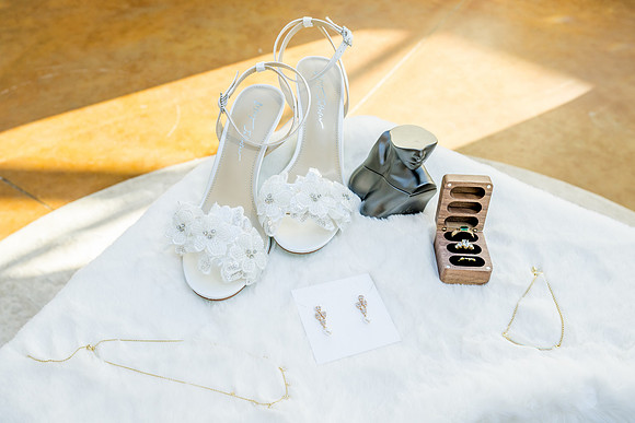 RH-Wedding-FirstLook-0129