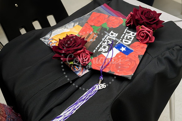 2574GatewayGrad2026-0766