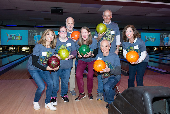 2332Gateway2023Bowling-0304