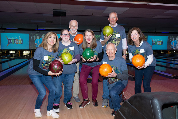 2332Gateway2023Bowling-0305