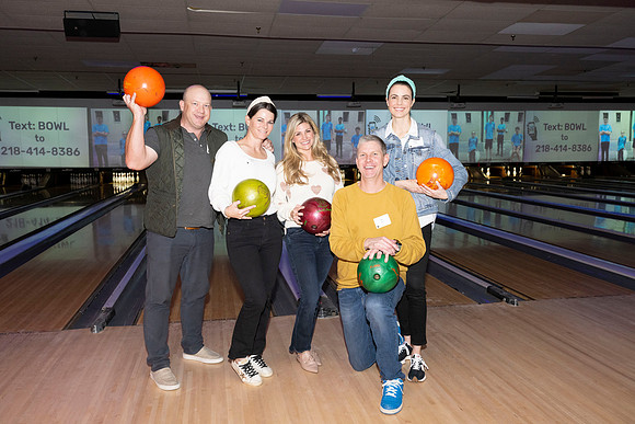 2332Gateway2023Bowling-0381