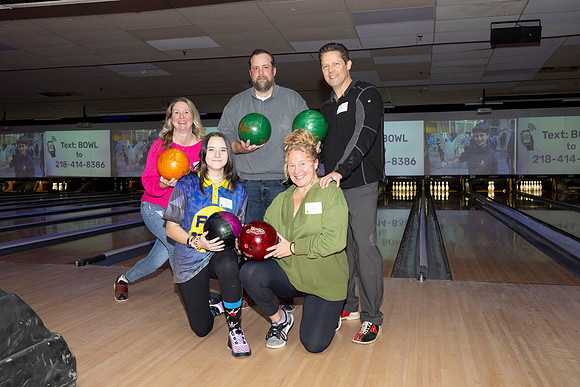 2332Gateway2023Bowling-0408