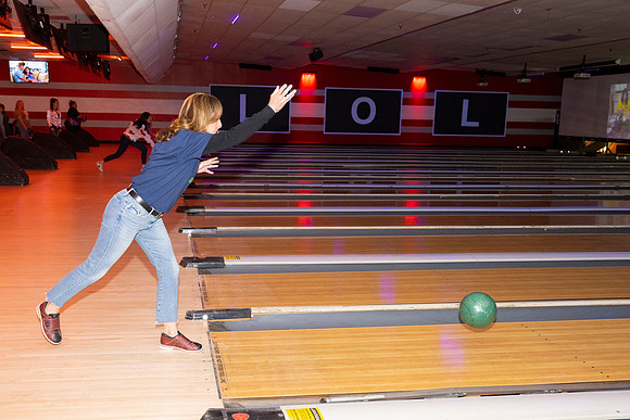 2332Gateway2023Bowling-0429