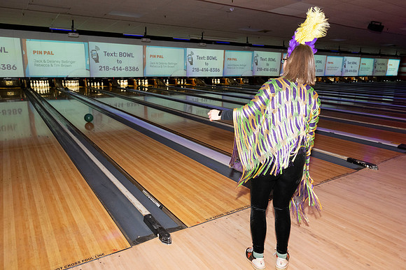 2332Gateway2023Bowling-0526
