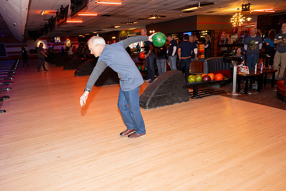 2332Gateway2023Bowling-0557