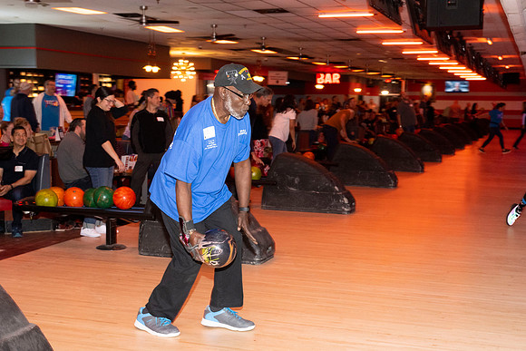 2332Gateway2023Bowling-0680