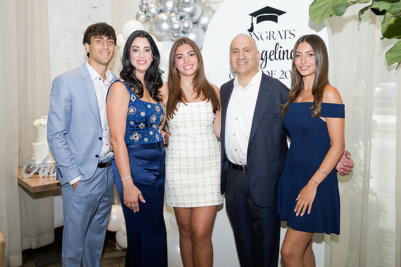 Angelina-GRAD26-0150