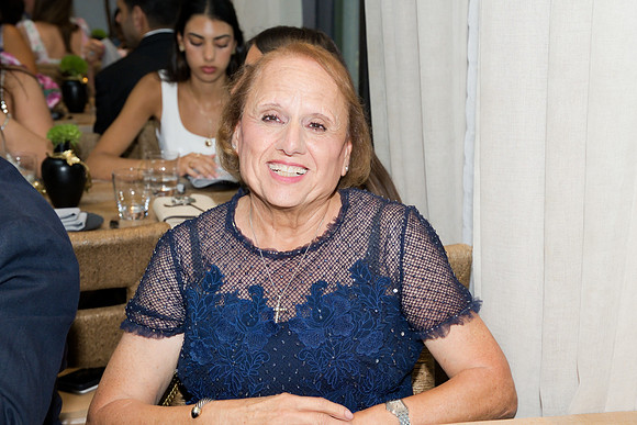 Angelina-GRAD26-0247