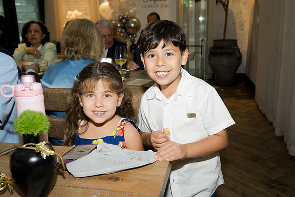Angelina-GRAD26-0382