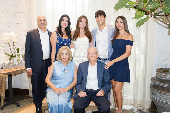Angelina-GRAD26-0468