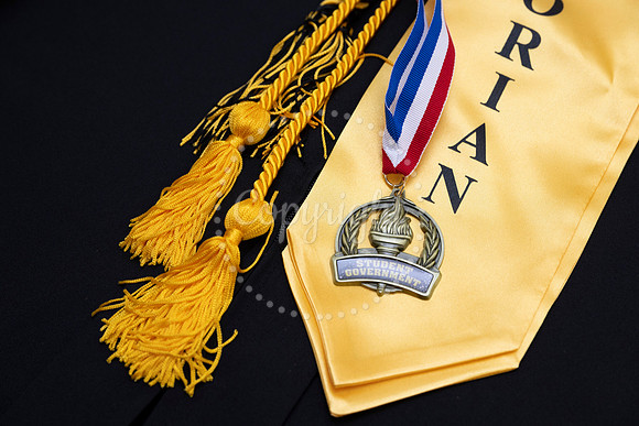 2358GatewayGrad2023-0331