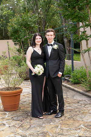 2351PreProm-StrakeJesuit-0068