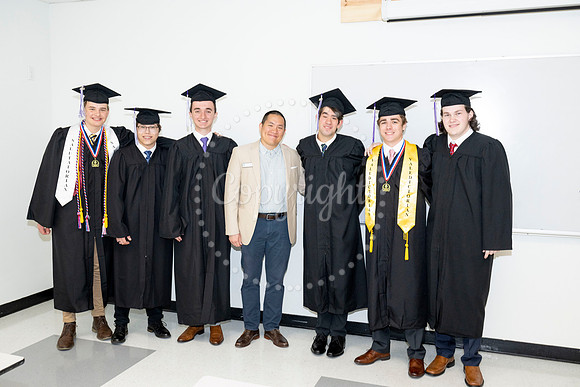 2358GatewayGrad2023-0420