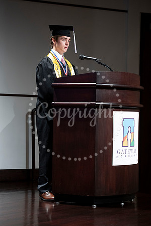 2358GatewayGrad2023-0569