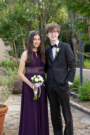 2351PreProm-StrakeJesuit-0026