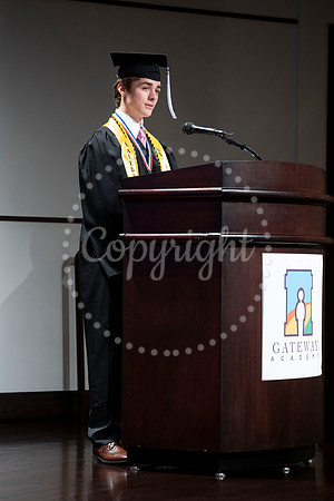 2358GatewayGrad2023-0568