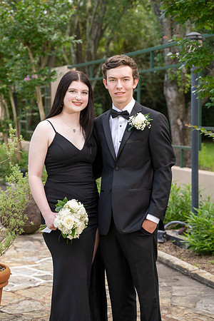 2351PreProm-StrakeJesuit-0074
