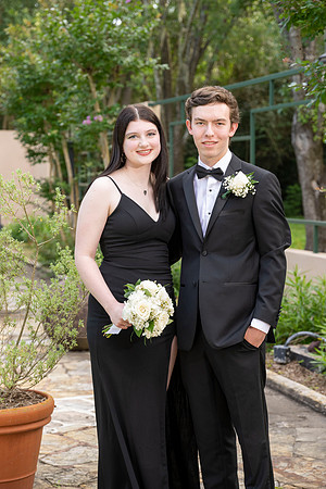 2351PreProm-StrakeJesuit-0063