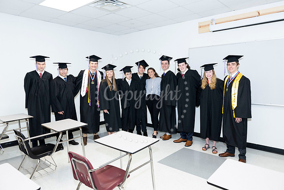 2358GatewayGrad2023-0440