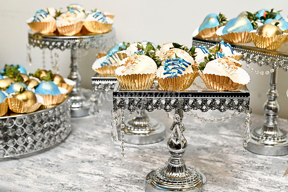 2350IbrahimGradParty-0073