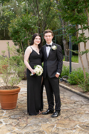 2351PreProm-StrakeJesuit-0067