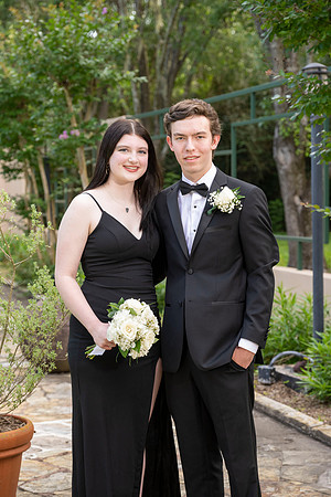 2351PreProm-StrakeJesuit-0065