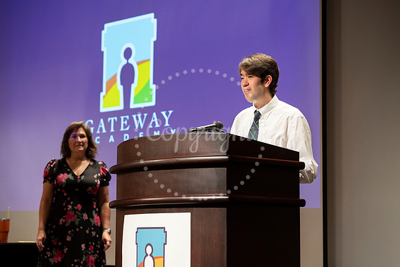 2358GatewayGrad2023-0108