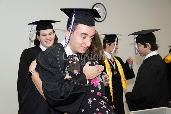 2358GatewayGrad2023-0469