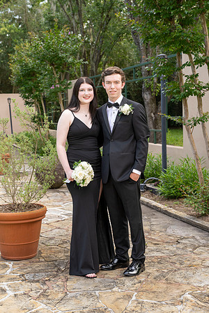 2351PreProm-StrakeJesuit-0070