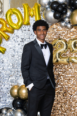 2496-StrakeJesuit-Prom2025-0285