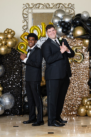 2496-StrakeJesuit-Prom2025-0305