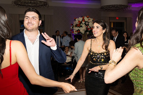 DrJiriesGanim-GradParty-1106