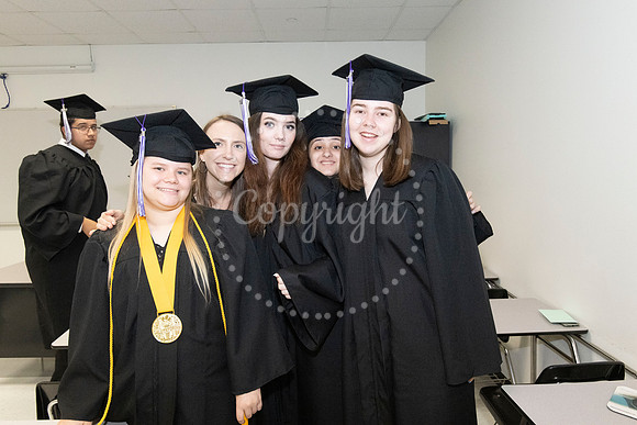 2286Gateway2022Grad-360