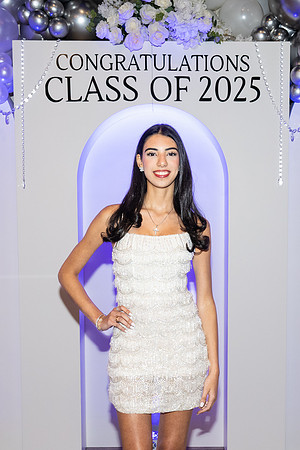 LillianEisa-Grad2025Party-0069