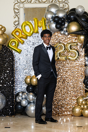 2496-StrakeJesuit-Prom2025-0286