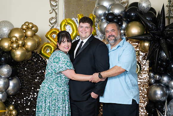 2496-StrakeJesuit-Prom2025-0116