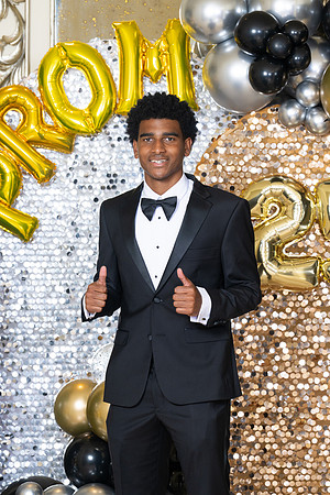 2496-StrakeJesuit-Prom2025-0277